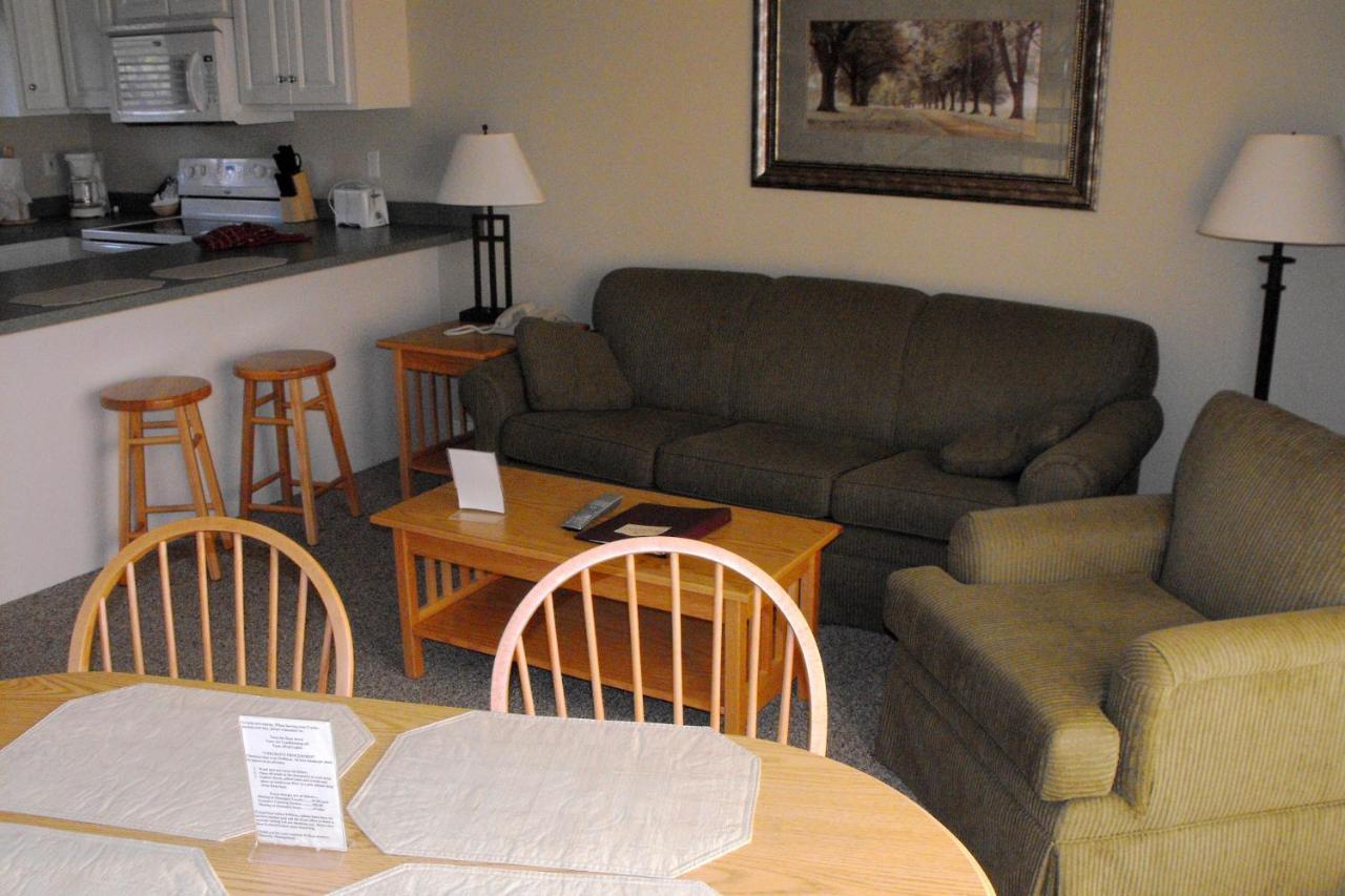 Tanglwood Resort Hawley Room photo